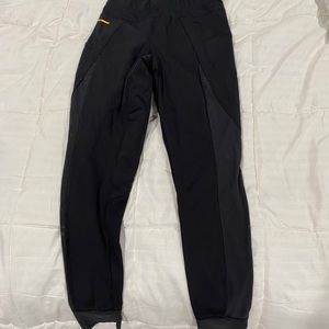 Lole black leggings with mesh siding